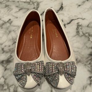 Kurt Geiger White Girls Flats with Rhinestone Bow size US2